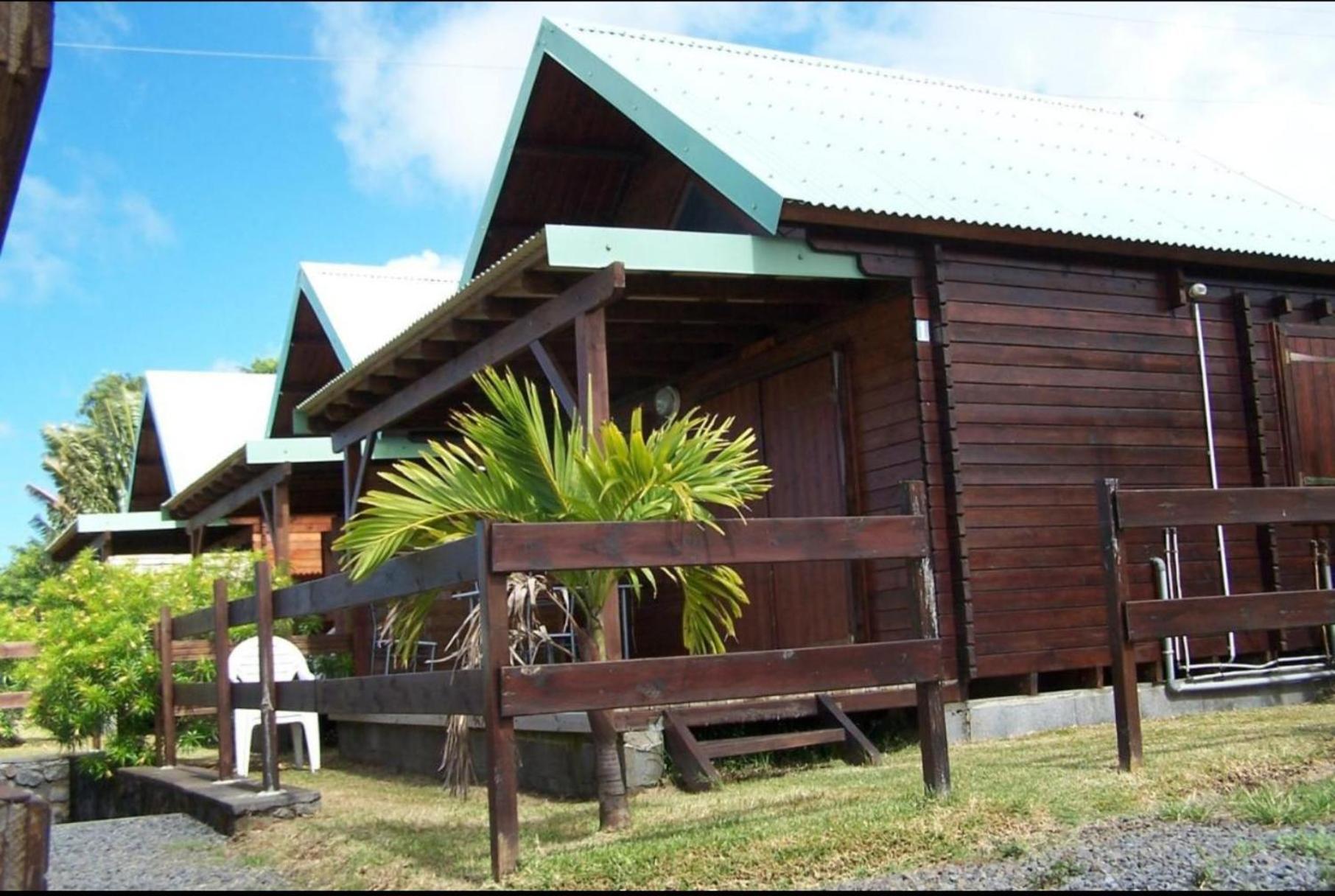 Les Bungalows Les Vanilliers, Sud Sauvage Avec Piscine Saint-Joseph Exterior photo